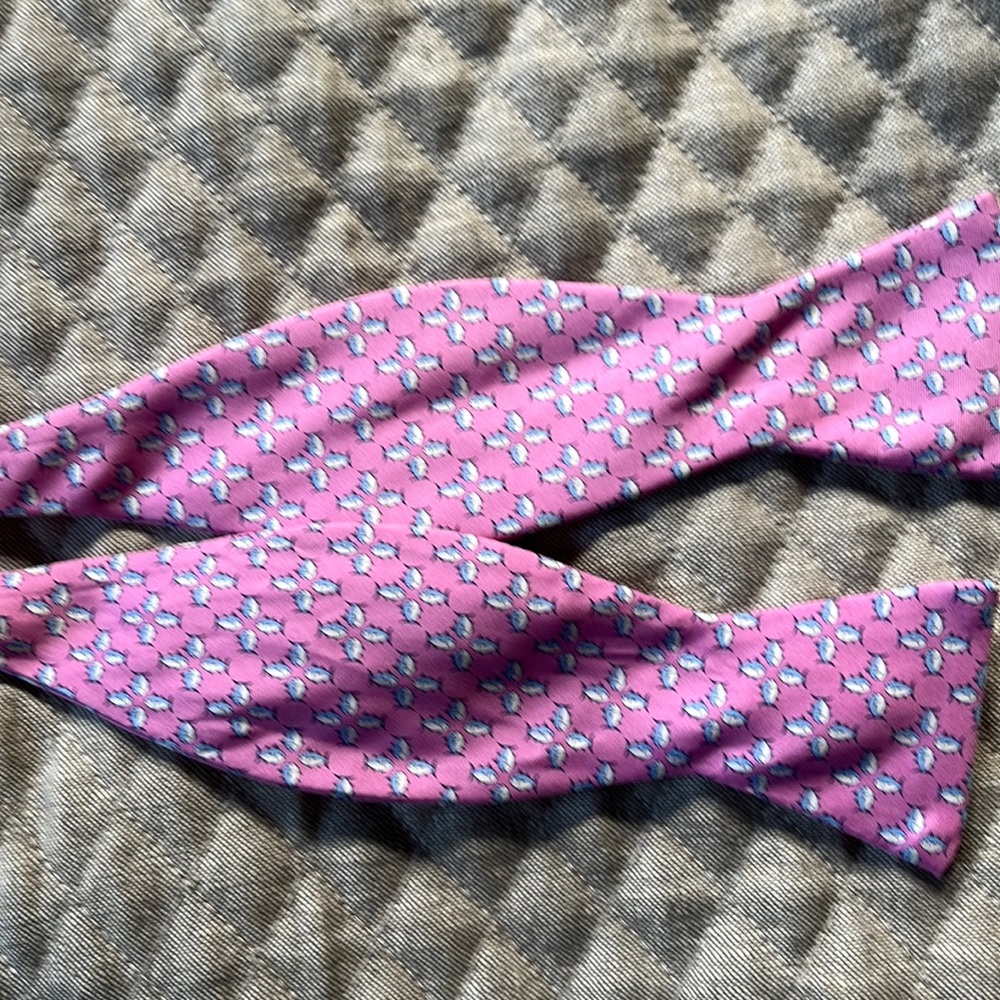 Southern Tide silk bow tie